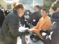 学校運営協議会委員の藤田様にもご協力いただきました。